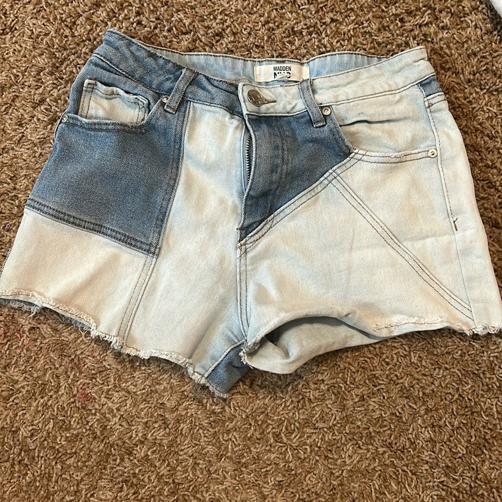 Patch work denim shorts